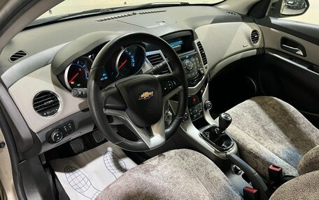 Chevrolet Cruze II, 2012 год, 650 000 рублей, 10 фотография