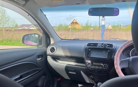 Mitsubishi Mirage VI рестайлинг, 2012 год, 600 000 рублей, 6 фотография