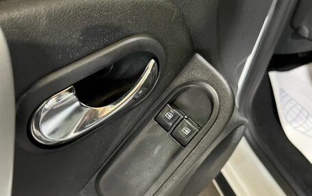 Nissan Terrano III, 2017 год, 1 200 000 рублей, 25 фотография