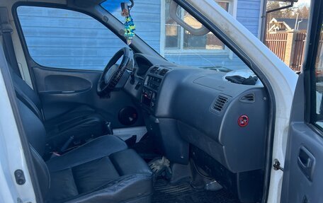 Toyota HiAce, 2002 год, 1 000 000 рублей, 9 фотография