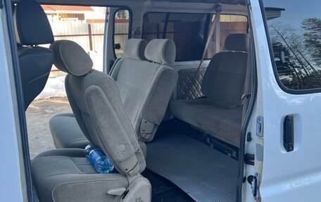 Toyota HiAce, 2002 год, 1 000 000 рублей, 14 фотография