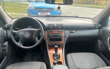 Mercedes-Benz C-Класс, 2001 год, 440 000 рублей, 5 фотография