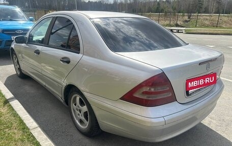 Mercedes-Benz C-Класс, 2001 год, 440 000 рублей, 3 фотография