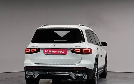 Mercedes-Benz GLB, 2021 год, 3 650 600 рублей, 3 фотография
