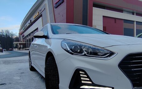 Hyundai Sonata VIII, 2019 год, 1 940 000 рублей, 6 фотография