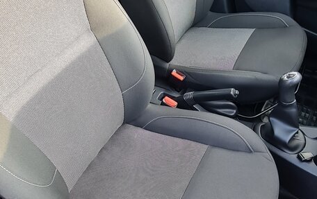 Renault Logan II, 2019 год, 1 184 000 рублей, 12 фотография