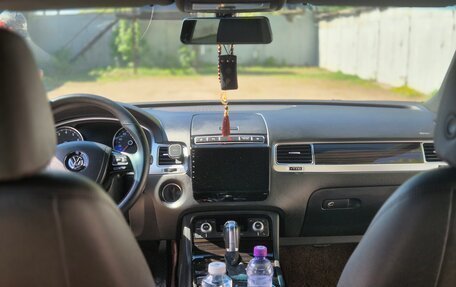Volkswagen Touareg III, 2015 год, 2 490 000 рублей, 11 фотография