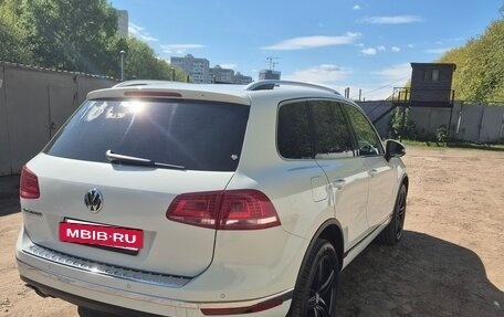 Volkswagen Touareg III, 2015 год, 2 490 000 рублей, 6 фотография