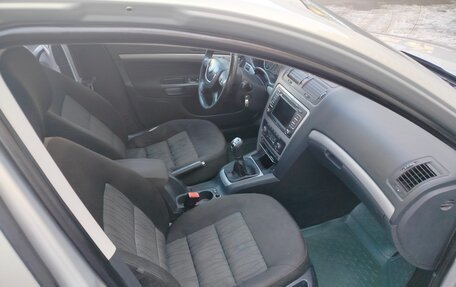 Skoda Octavia, 2012 год, 800 000 рублей, 13 фотография