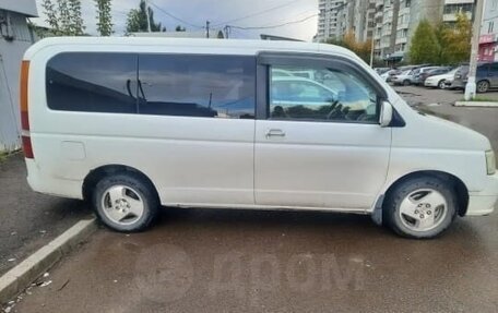 Honda Stepwgn II рестайлинг, 2001 год, 680 000 рублей, 3 фотография