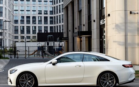 Mercedes-Benz E-Класс, 2020 год, 7 499 000 рублей, 4 фотография