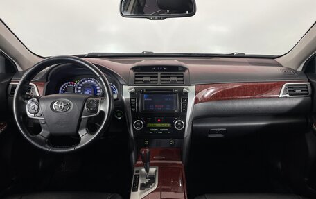 Toyota Camry, 2012 год, 1 517 000 рублей, 11 фотография