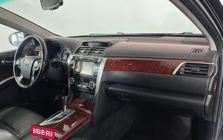 Toyota Camry, 2012 год, 1 517 000 рублей, 10 фотография
