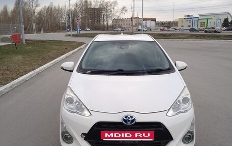 Toyota Aqua I, 2016 год, 999 999 рублей, 3 фотография