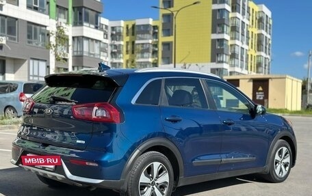 KIA Niro I, 2018 год, 1 797 000 рублей, 9 фотография