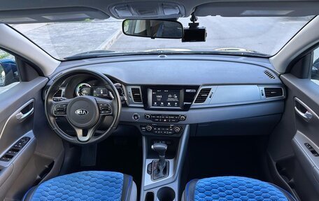 KIA Niro I, 2018 год, 1 797 000 рублей, 19 фотография