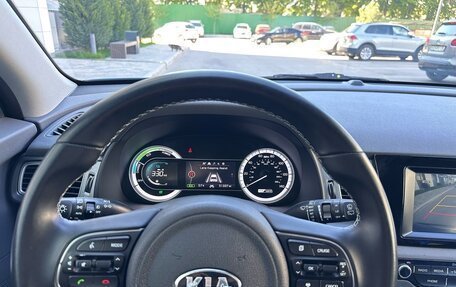 KIA Niro I, 2018 год, 1 797 000 рублей, 22 фотография