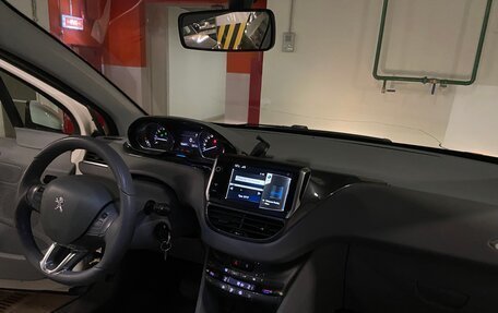 Peugeot 208 II, 2013 год, 620 000 рублей, 5 фотография