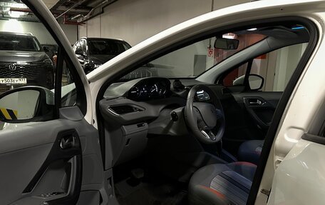 Peugeot 208 II, 2013 год, 620 000 рублей, 6 фотография