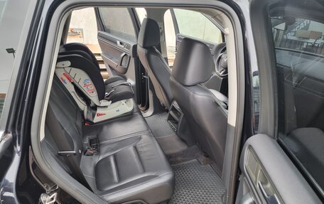 Volkswagen Touareg III, 2011 год, 2 000 000 рублей, 12 фотография