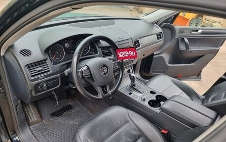 Volkswagen Touareg III, 2011 год, 2 000 000 рублей, 9 фотография