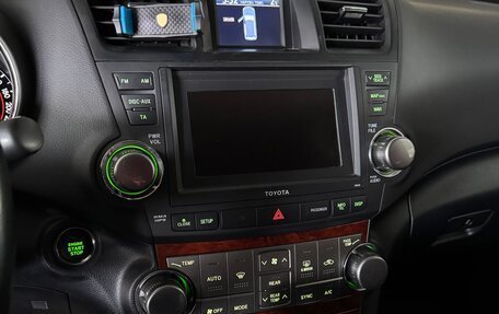 Toyota Highlander III, 2011 год, 2 100 000 рублей, 14 фотография