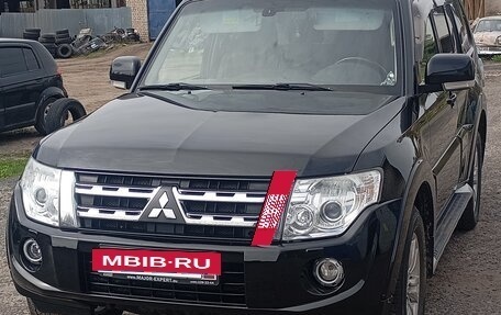 Mitsubishi Pajero IV, 2012 год, 2 000 000 рублей, 2 фотография