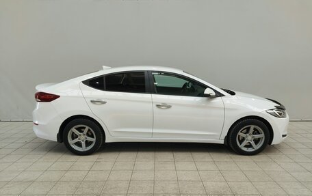 Hyundai Elantra VI рестайлинг, 2018 год, 1 399 000 рублей, 4 фотография