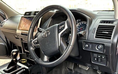 Toyota Land Cruiser Prado 150 рестайлинг 2, 2019 год, 4 580 000 рублей, 7 фотография