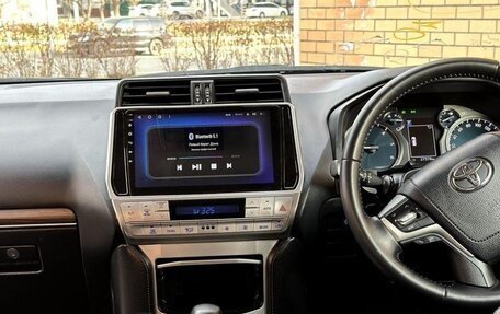 Toyota Land Cruiser Prado 150 рестайлинг 2, 2019 год, 4 580 000 рублей, 10 фотография