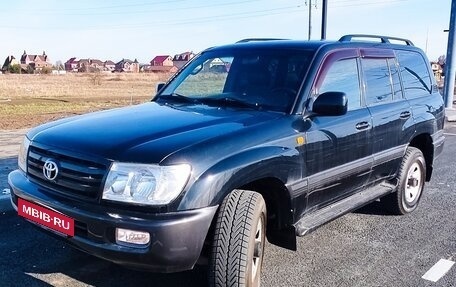 Toyota Land Cruiser 100 рестайлинг 2, 2006 год, 2 250 000 рублей, 12 фотография