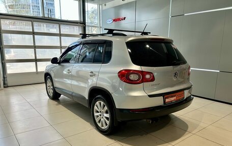 Volkswagen Tiguan I, 2010 год, 999 000 рублей, 4 фотография