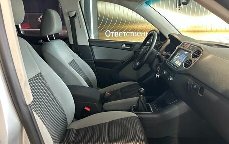 Volkswagen Tiguan I, 2010 год, 999 000 рублей, 10 фотография