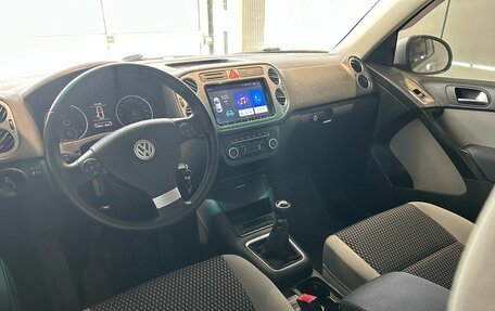 Volkswagen Tiguan I, 2010 год, 999 000 рублей, 6 фотография