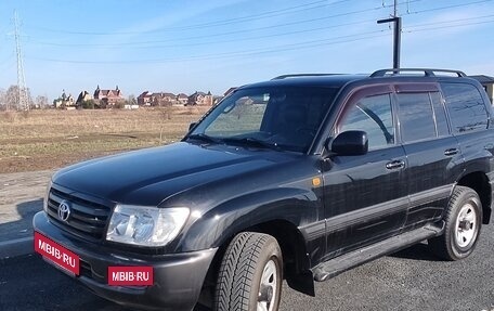 Toyota Land Cruiser 100 рестайлинг 2, 2006 год, 2 250 000 рублей, 14 фотография