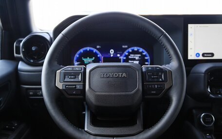 Toyota Land Cruiser Prado, 2024 год, 11 490 000 рублей, 16 фотография