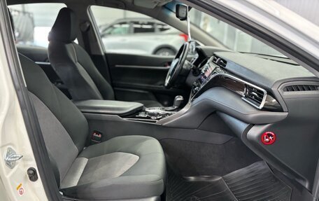 Toyota Camry, 2019 год, 2 547 000 рублей, 22 фотография
