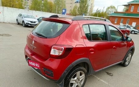 Renault Sandero II рестайлинг, 2015 год, 750 000 рублей, 3 фотография