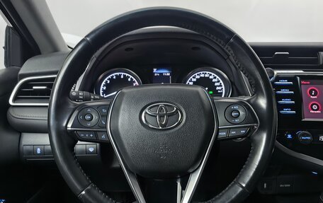 Toyota Camry, 2020 год, 2 525 000 рублей, 13 фотография
