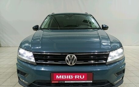 Volkswagen Tiguan II, 2019 год, 2 169 000 рублей, 2 фотография