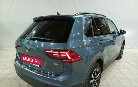 Volkswagen Tiguan II, 2019 год, 2 169 000 рублей, 5 фотография