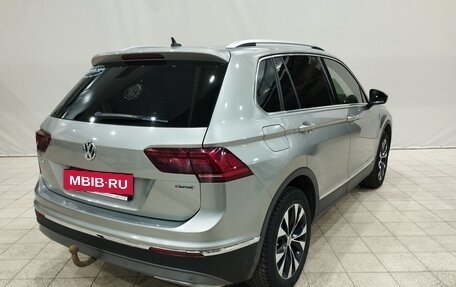 Volkswagen Tiguan II, 2018 год, 2 109 000 рублей, 5 фотография
