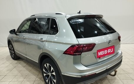 Volkswagen Tiguan II, 2018 год, 2 109 000 рублей, 7 фотография