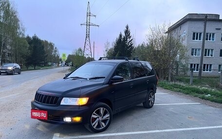 Mitsubishi Chariot III, 2001 год, 1 600 000 рублей, 38 фотография