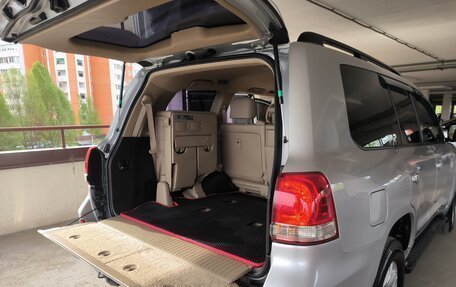 Toyota Land Cruiser 200, 2008 год, 2 400 000 рублей, 4 фотография