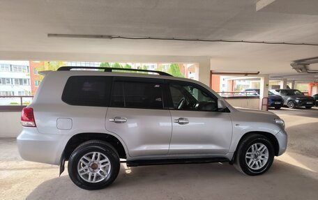 Toyota Land Cruiser 200, 2008 год, 2 400 000 рублей, 12 фотография