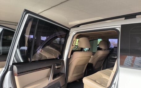 Toyota Land Cruiser 200, 2008 год, 2 400 000 рублей, 19 фотография