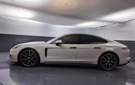 Porsche Panamera II рестайлинг, 2022 год, 9 237 482 рублей, 2 фотография