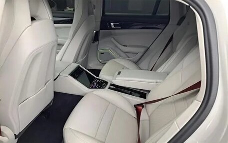 Porsche Panamera II рестайлинг, 2022 год, 9 237 482 рублей, 12 фотография