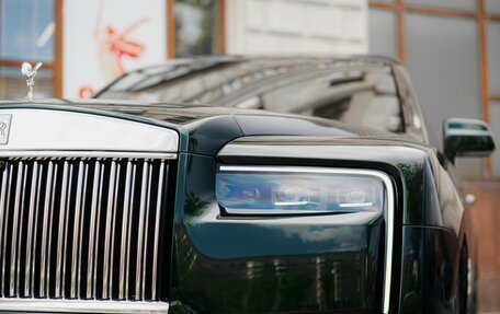Rolls-Royce Cullinan, 2025 год, 80 000 000 рублей, 5 фотография